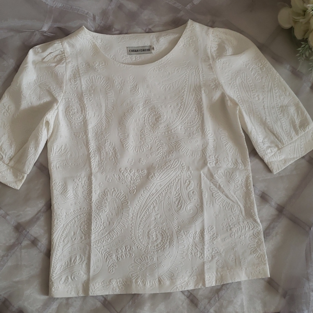 CHERRYDRESS IVORY PARSLEY PRINT BLOUSE M